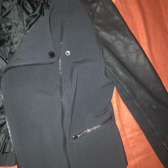 BCBG Ladies Jacket with leather accents - Picture 10 of 14